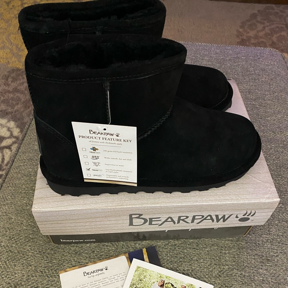 Bearpaw Alyssa short booties